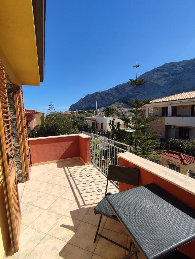 Casa Vacanze Isolotto Isola delle Femmine Exterior foto