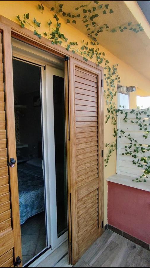 Casa Vacanze Isolotto Isola delle Femmine Exterior foto